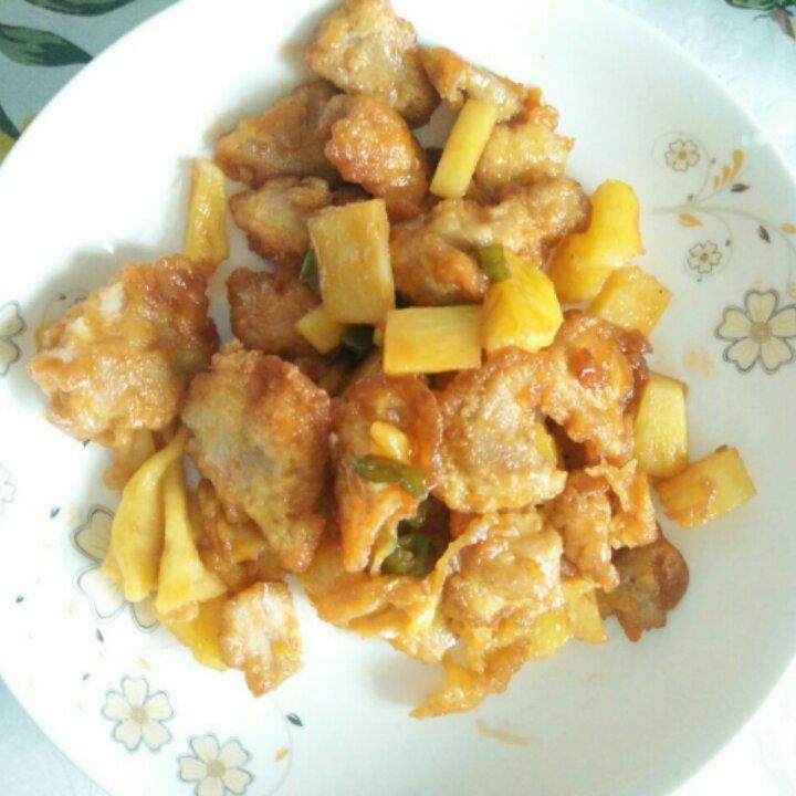 菠萝咕噜肉