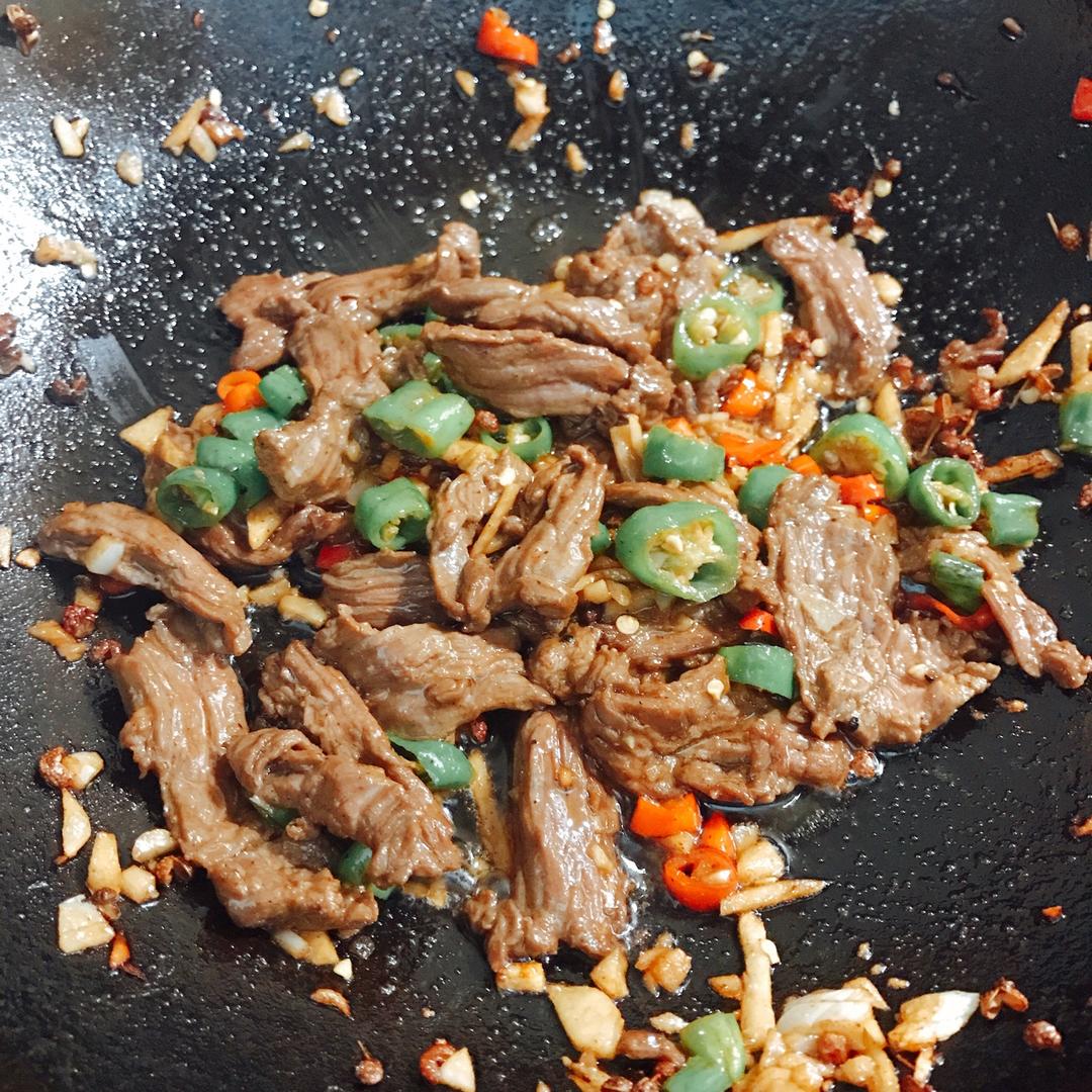 小炒牛肉