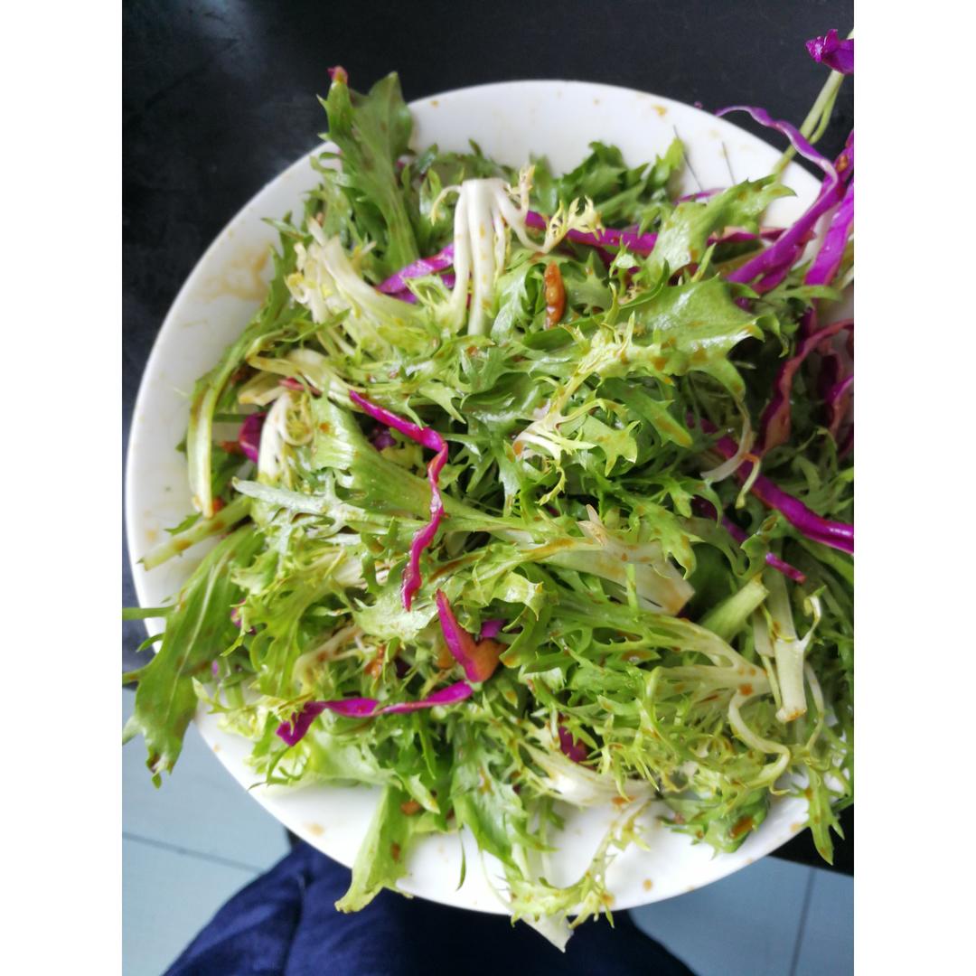 凉拌苦菊