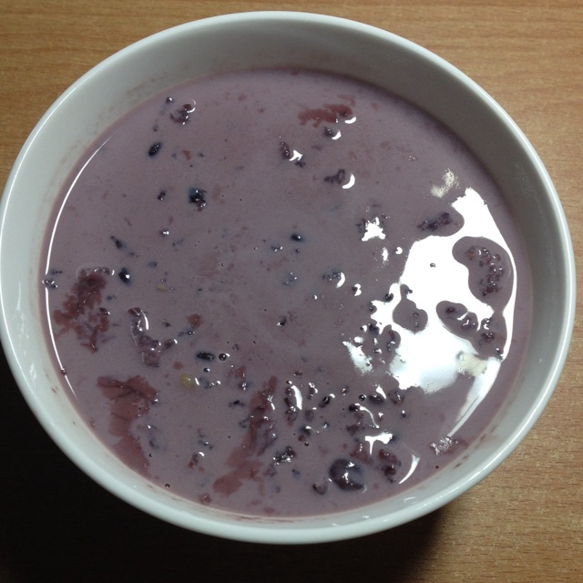 biggirl做的牛奶紫米粥