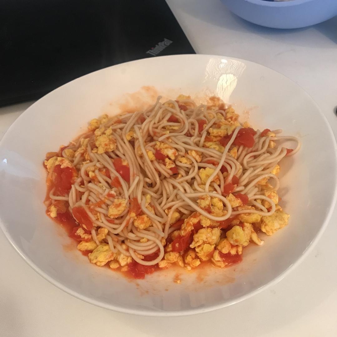 番茄鸡蛋乌冬面