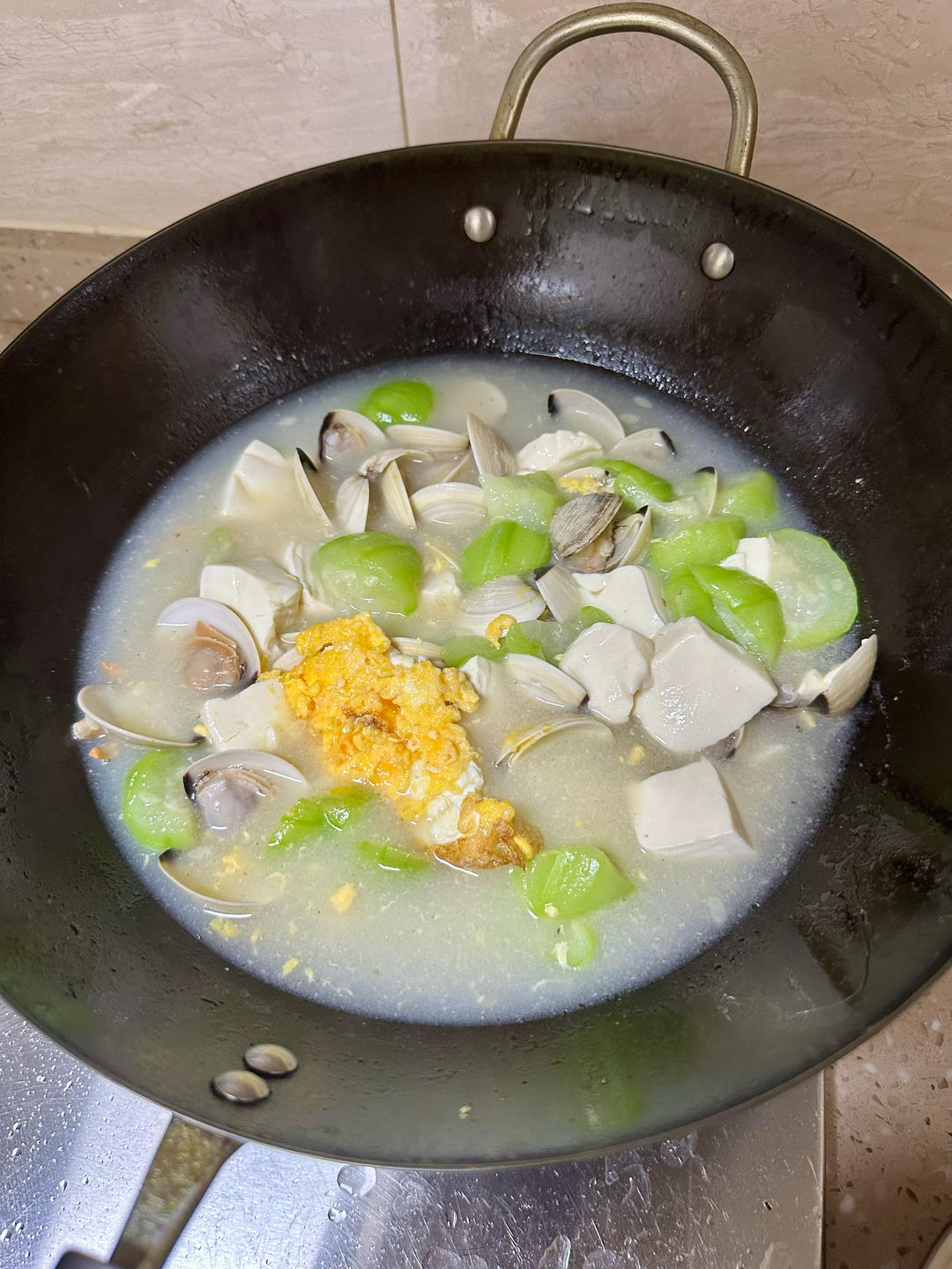 丝瓜豆腐白贝汤（快到来不及拍照）
