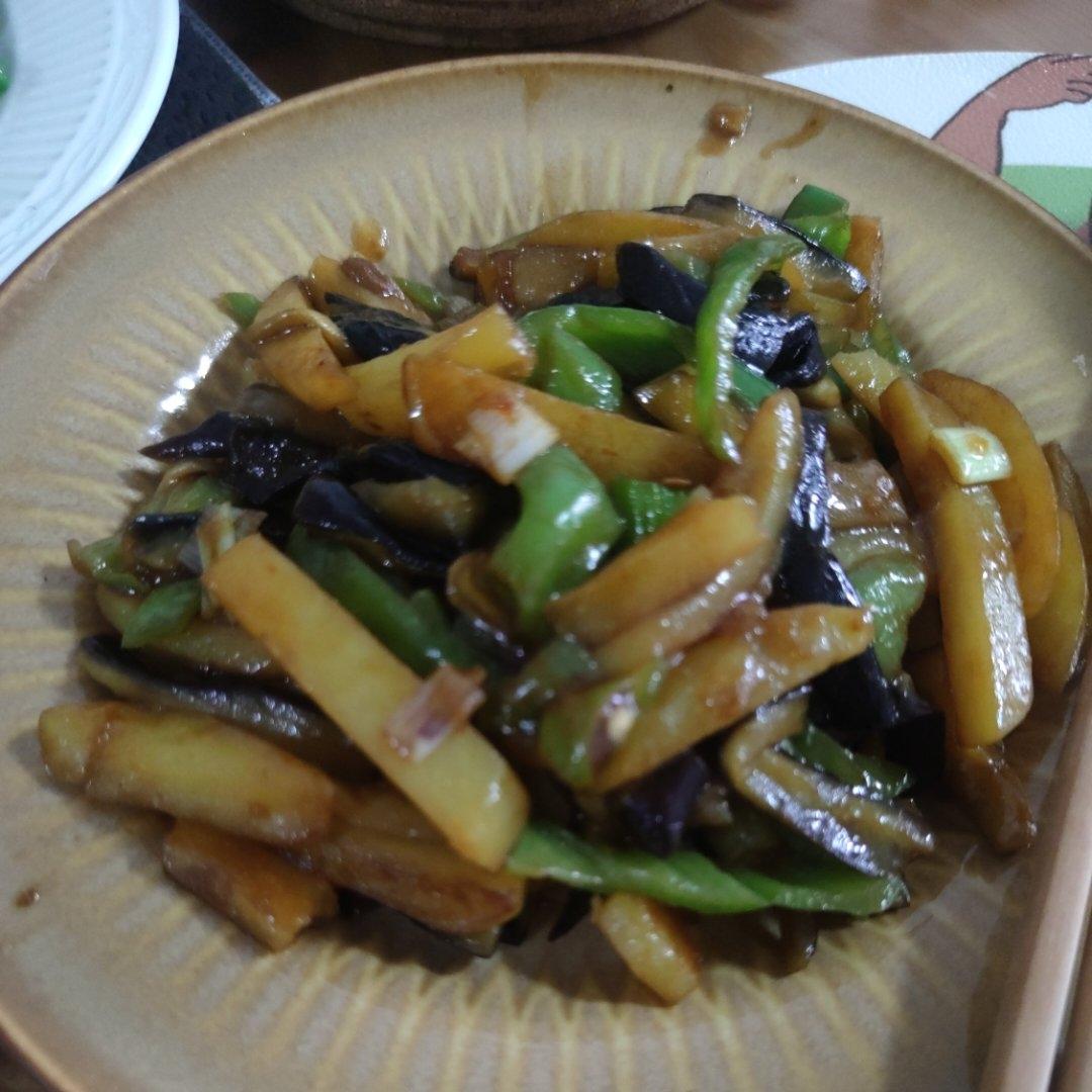 不用油炸巨省事的家常地三鲜