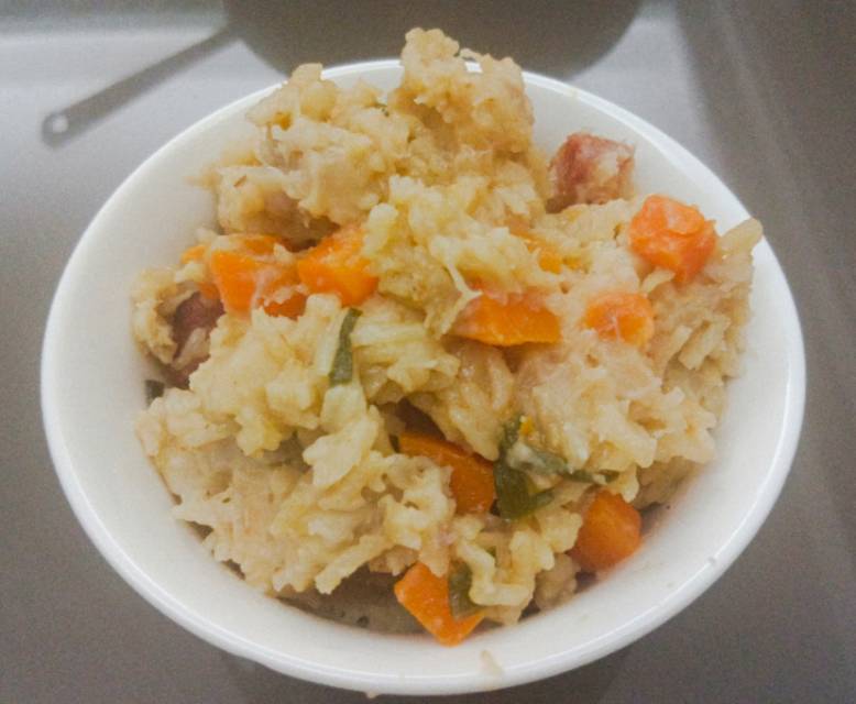 『喷喷香』芋头焖饭