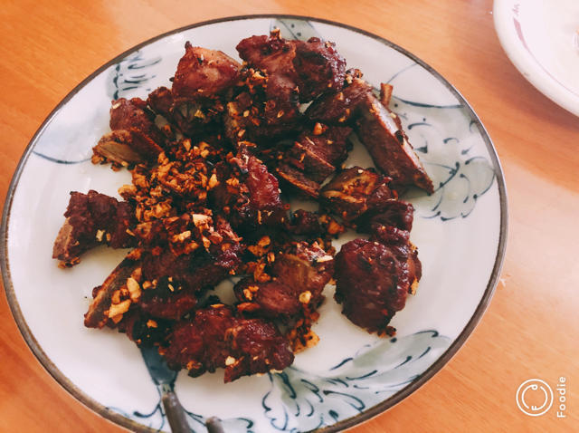 金牌蒜香排骨
