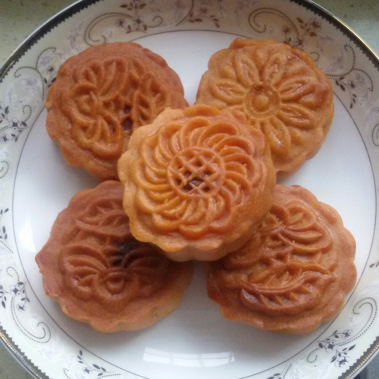 【曼食慢语】蛋黄莲蓉月饼
