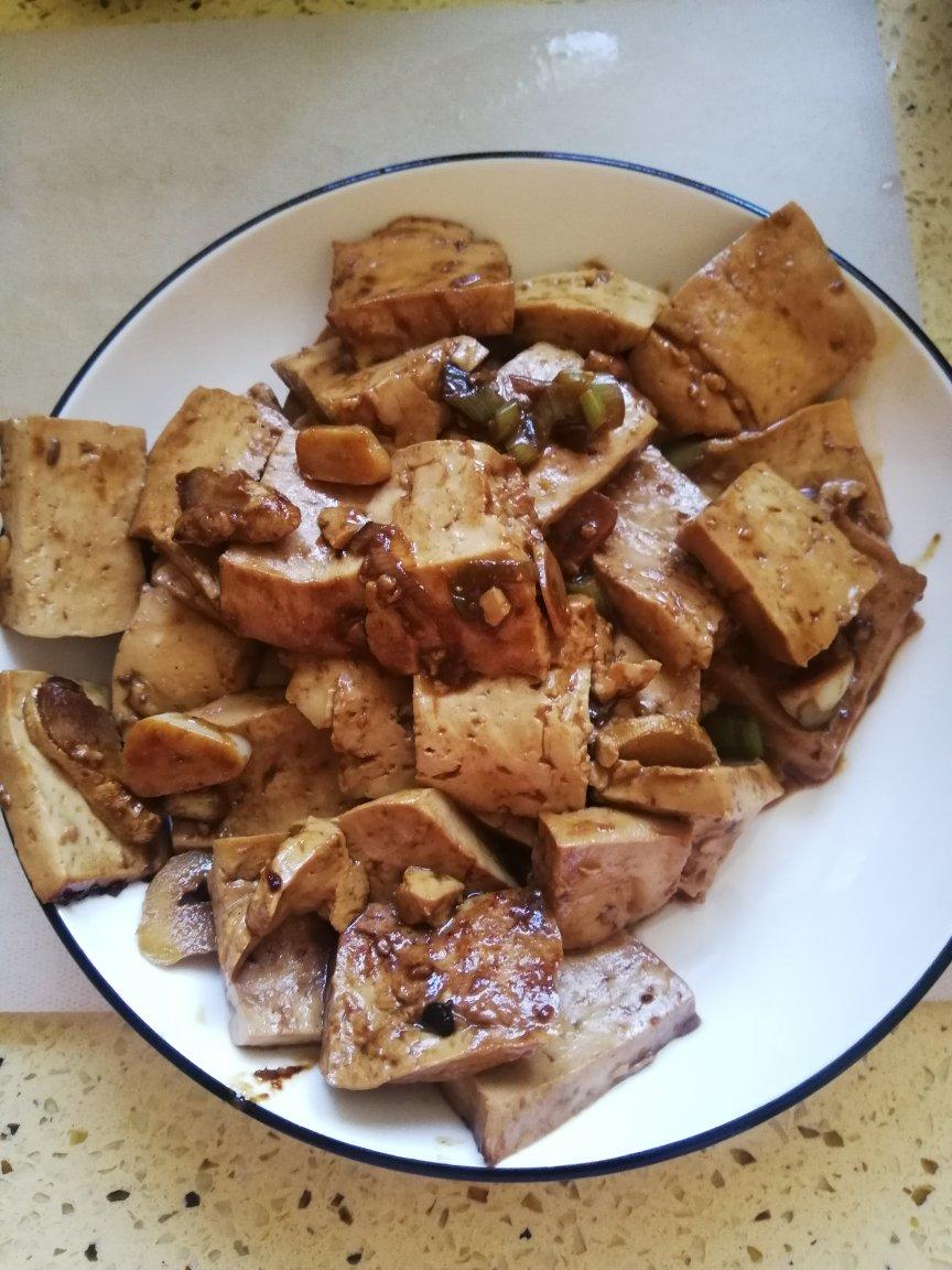 超级下饭的红烧豆腐