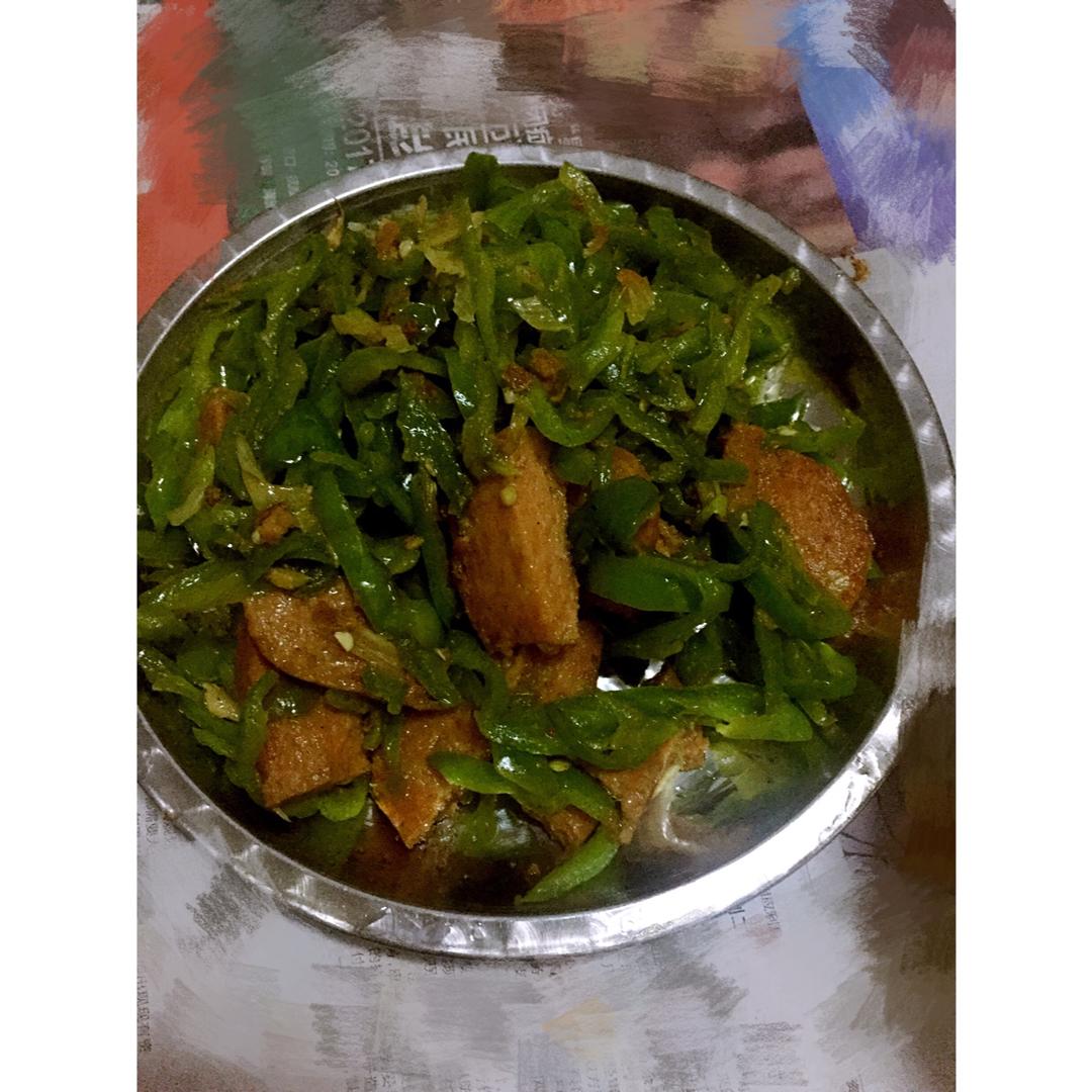 超级下饭的辣椒炒午餐肉