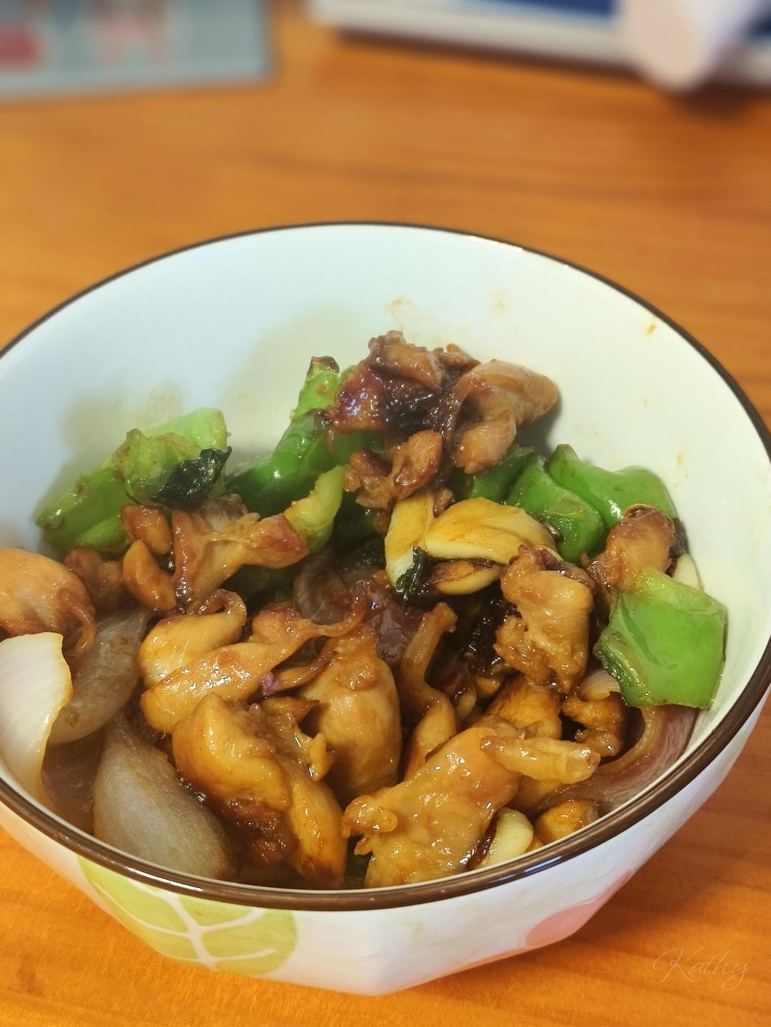 青椒炒鸡腿肉（大厨级别）