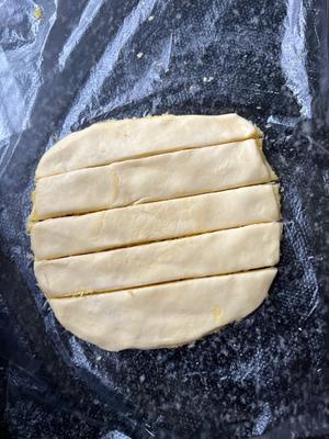 实现椰蓉扭扭酥自由❗️消耗蛋挞皮的做法 步骤6