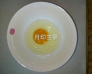 蕾丝鸡蛋饼的做法 步骤2