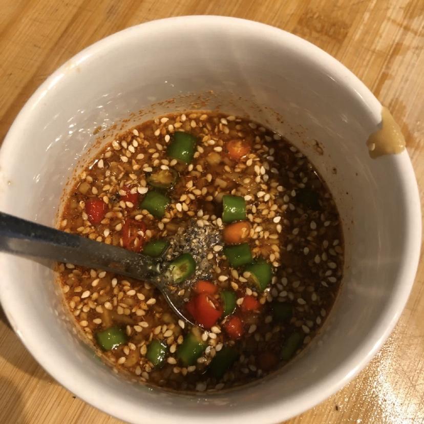 家庭版韩式海鲜锅的做法 步骤4