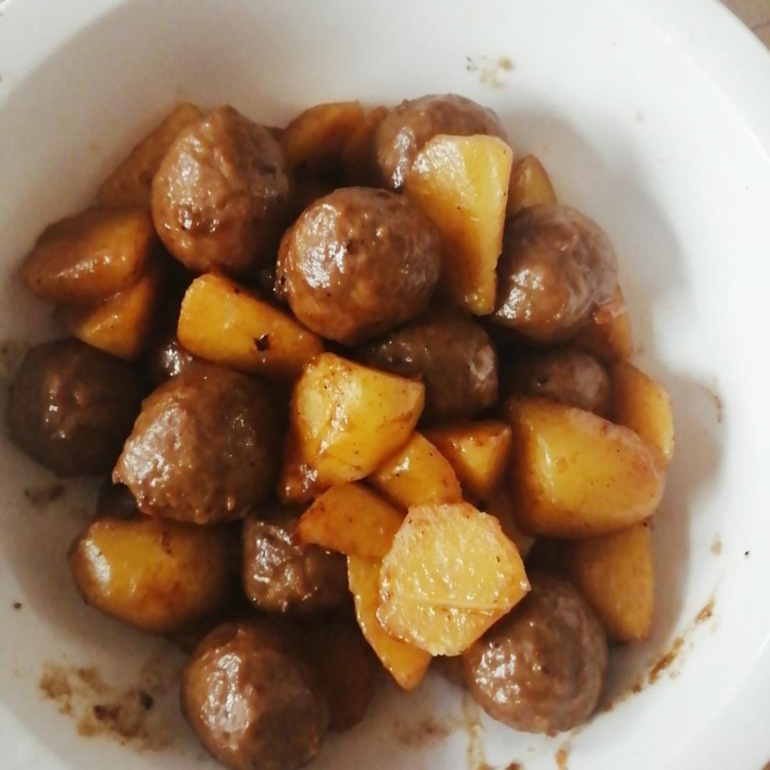 撒尿牛丸烧土豆