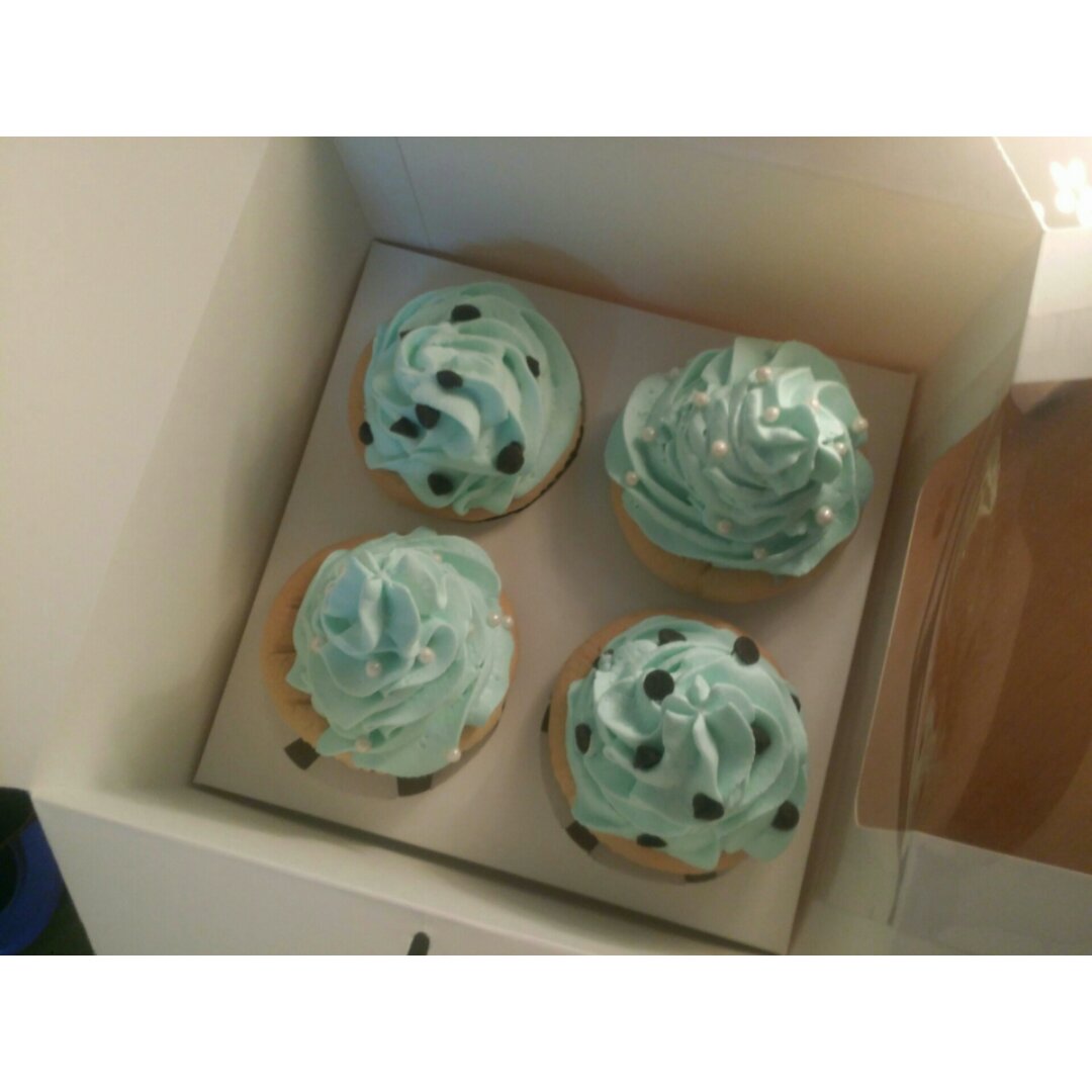 鲜奶油戚风杯子蛋糕（纸杯蛋糕）