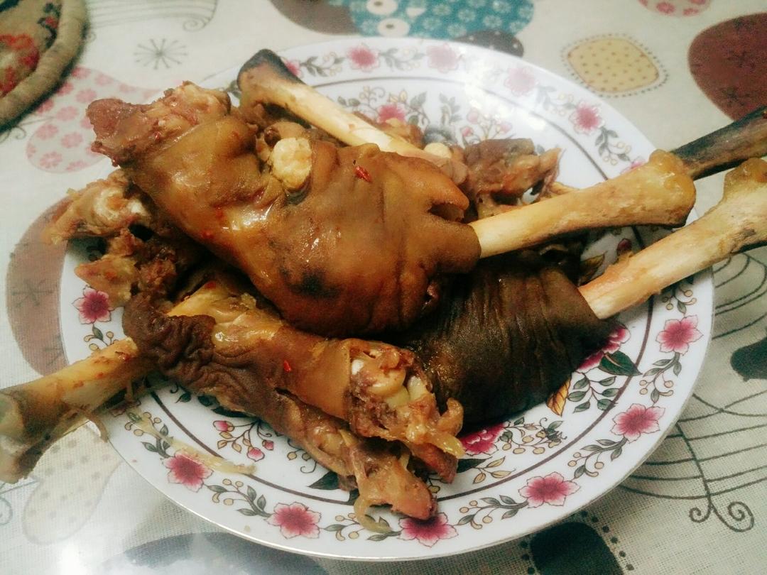 新疆味道｜胡辣羊蹄