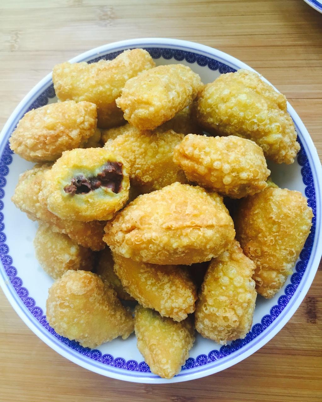 果果释迦做的张家口人都爱吃的黄米面炸糕