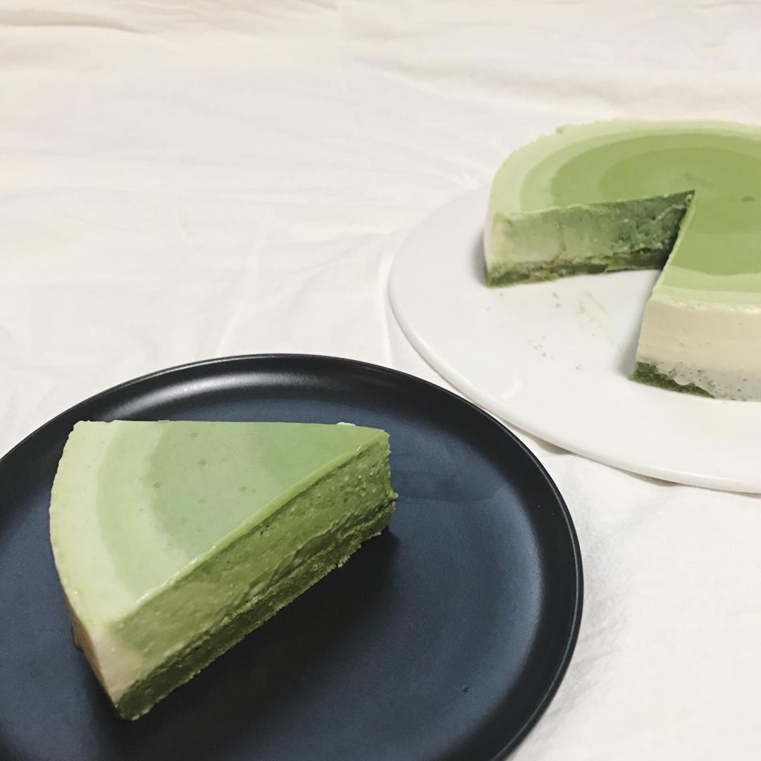 渐变抹茶慕斯蛋糕：我Amanda带着既美又作的抹茶甜点又来了！【曼食慢语】