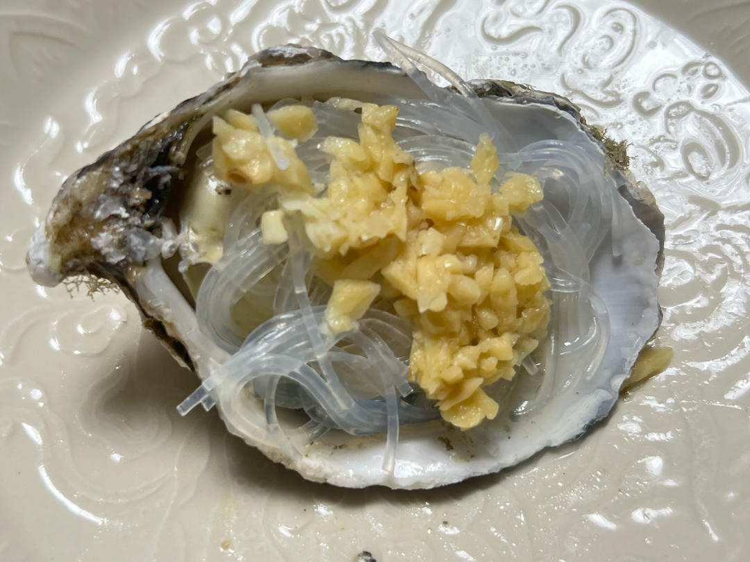 蒜蓉蒸生蚝