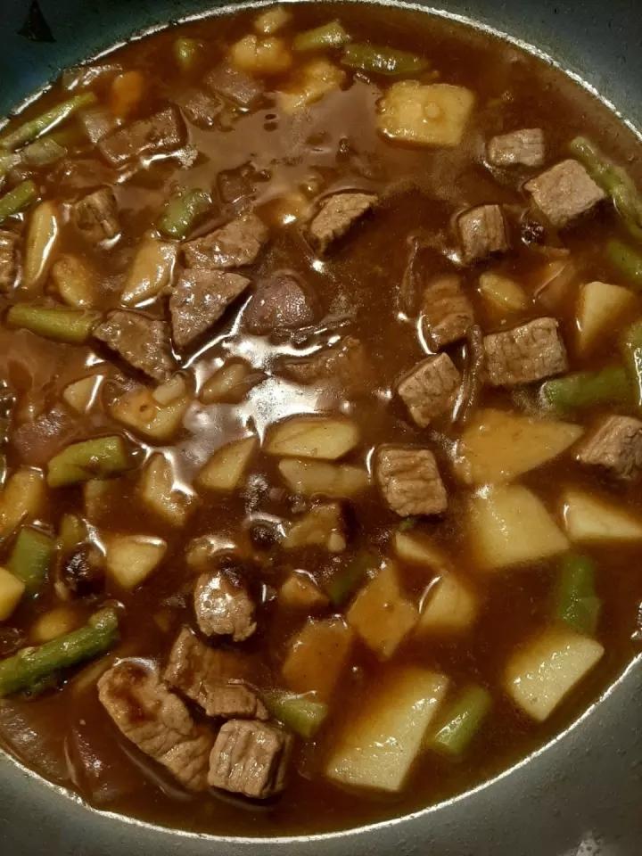 好侍百梦多咖喱鸡肉饭