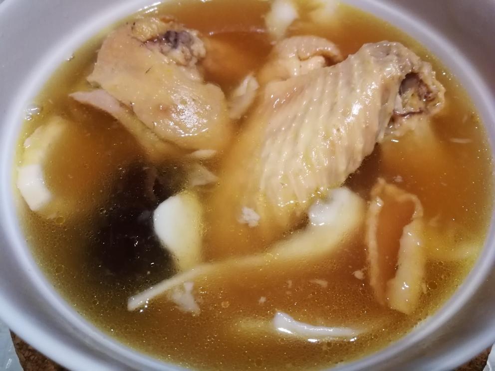 红枣枸杞椰子鸡的做法