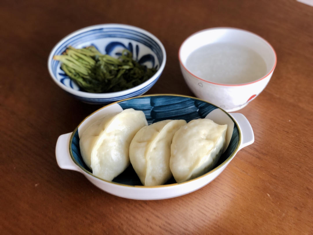 山蚂蚱菜包子