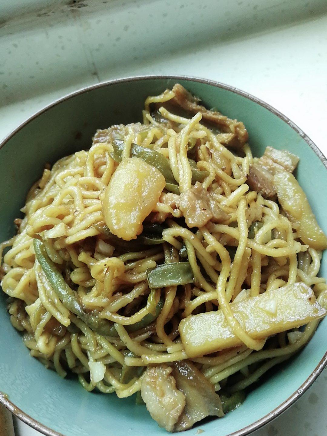 豆角焖面