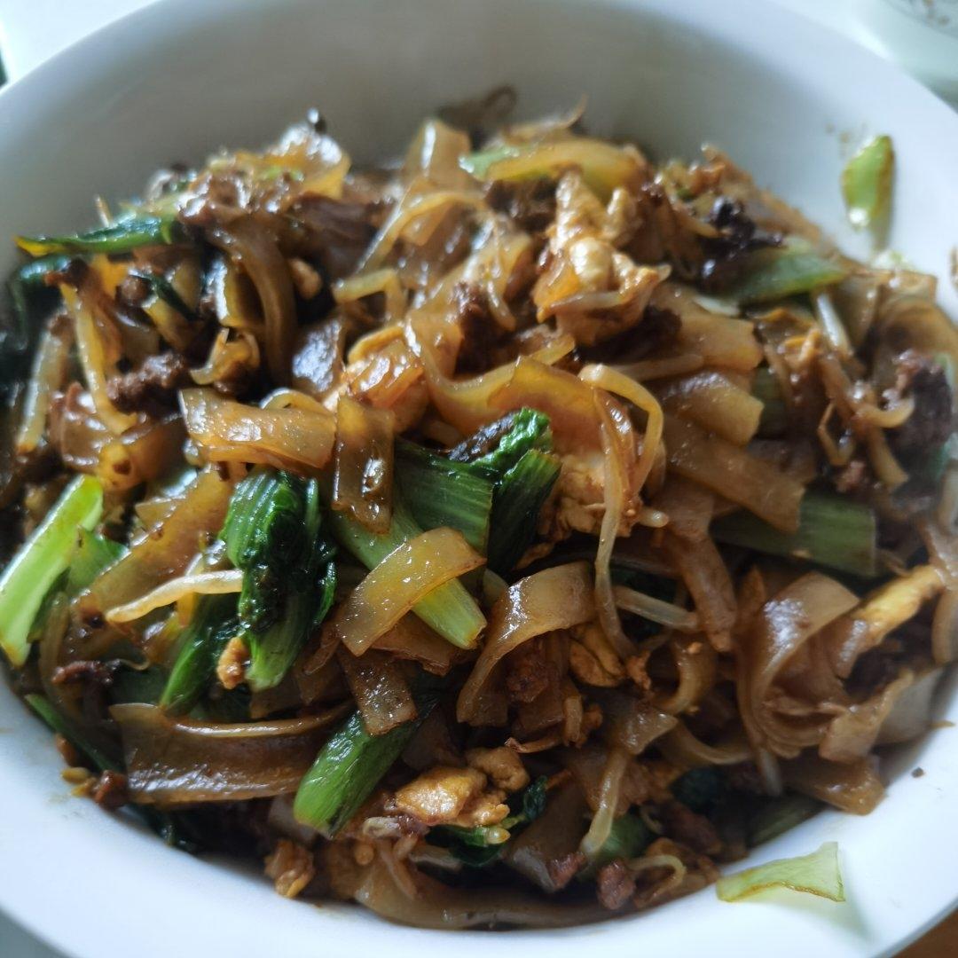 炒河粉