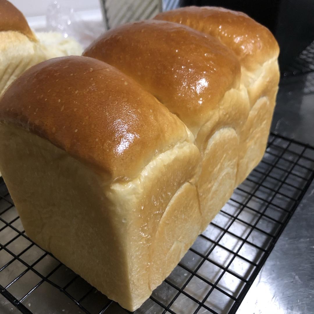 顶级牛奶吐司
