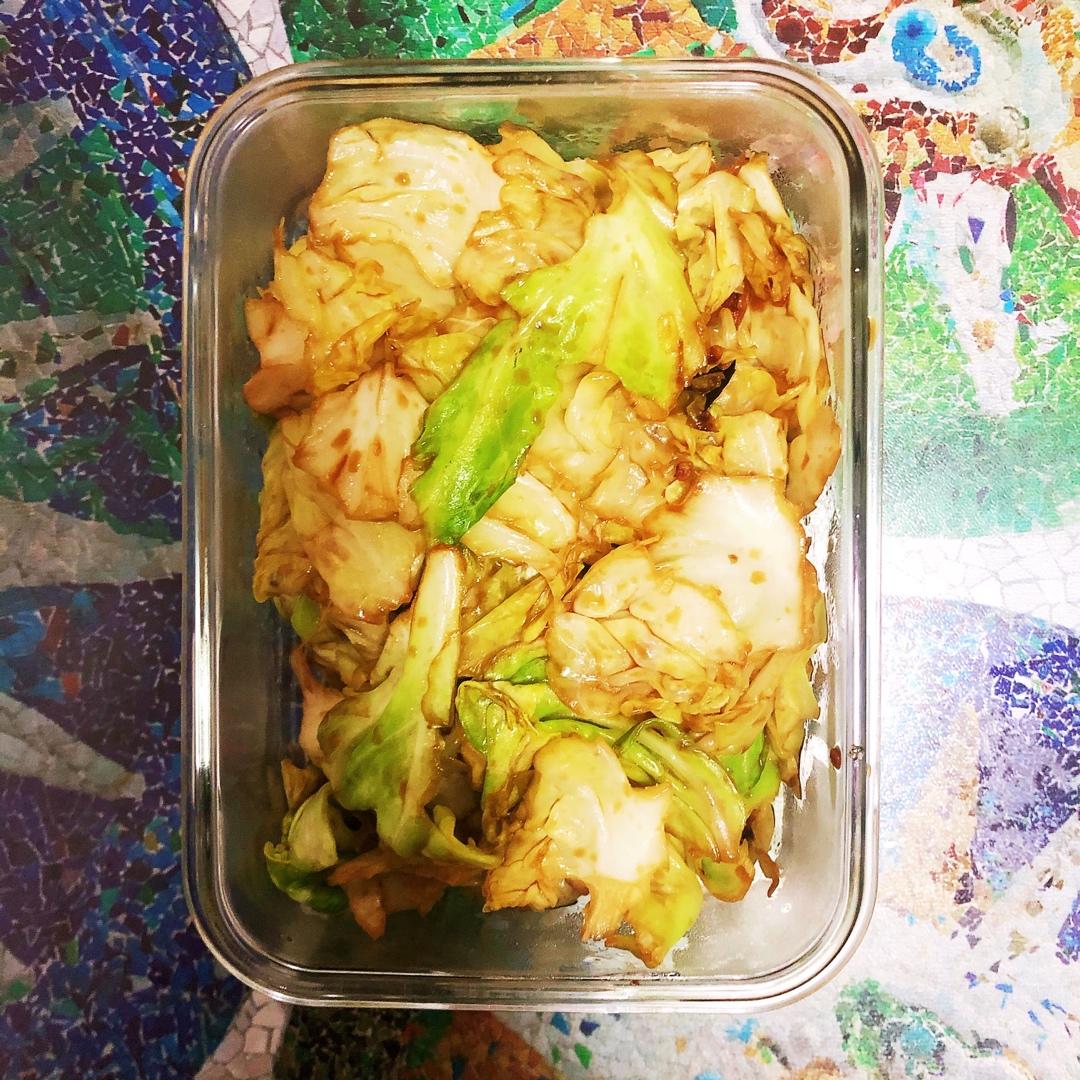 厨师长教你：“手撕包菜”的家常做法,简单又不失美味