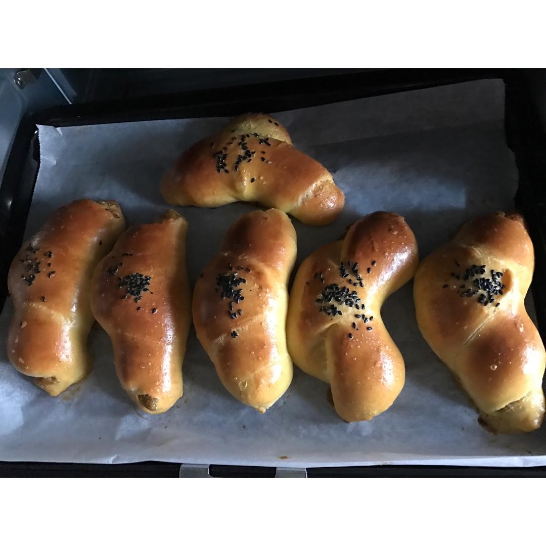 葡萄干牛角包（无油少糖适合小宝宝👶）