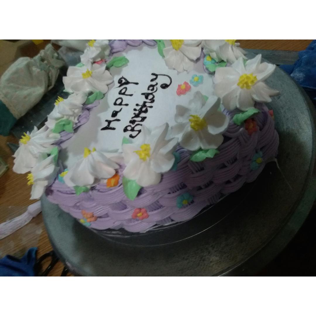 心形花篮雏菊蛋糕