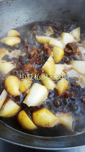 家常红烧牛肉炖土豆的做法 步骤9