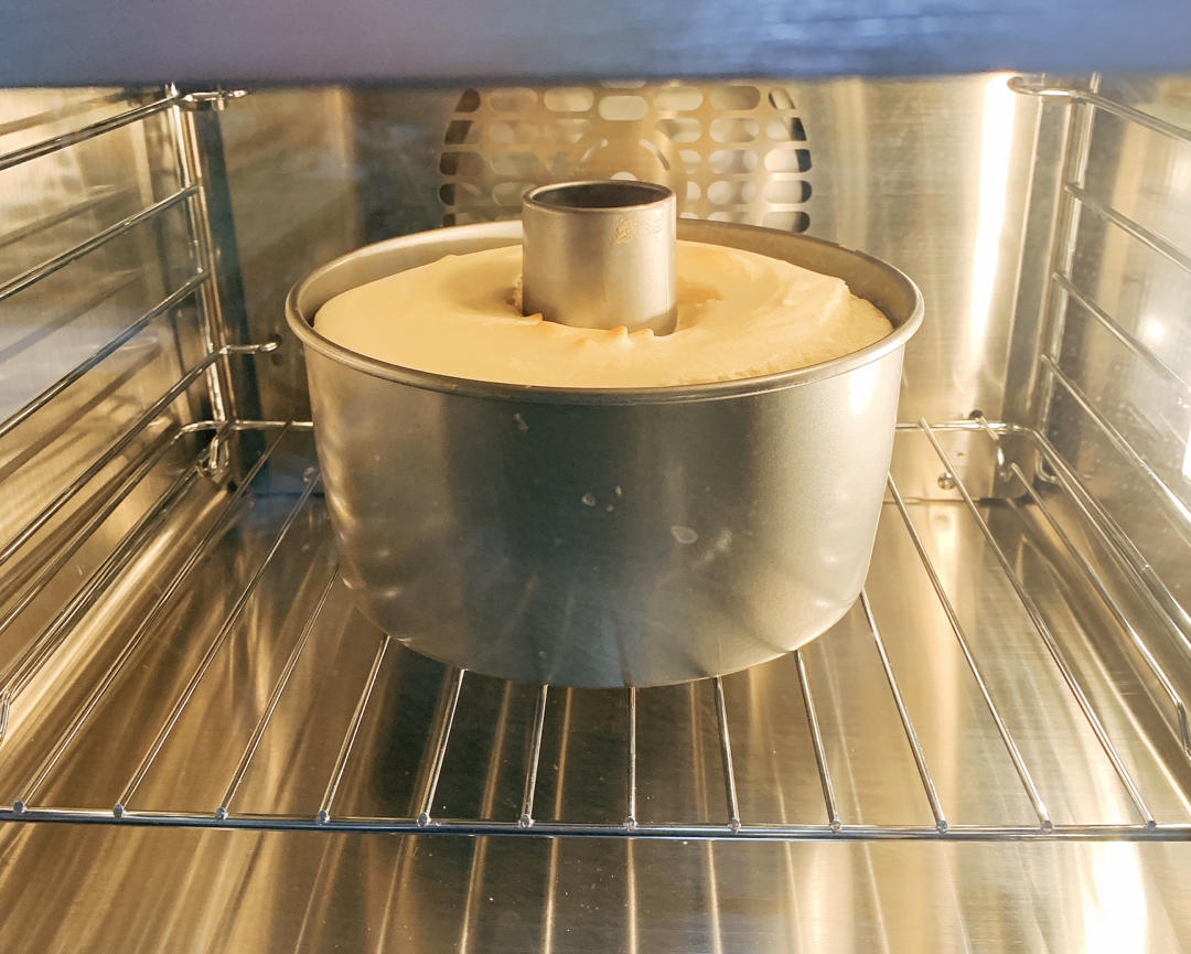 经典戚风——拜拜蛋糕（中空、圆模均可）