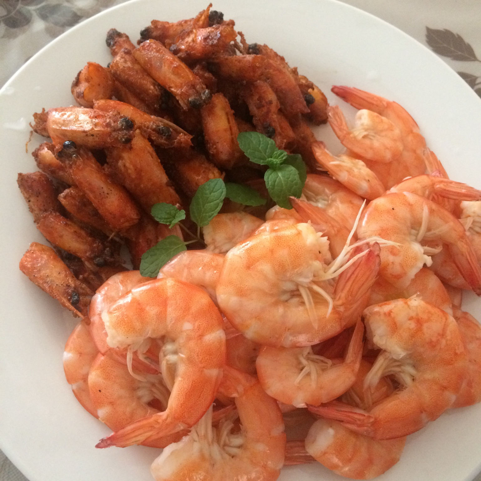 小卫清凉做的一虾两吃