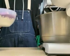 两种不同做法的紫薯贝果的做法 步骤11