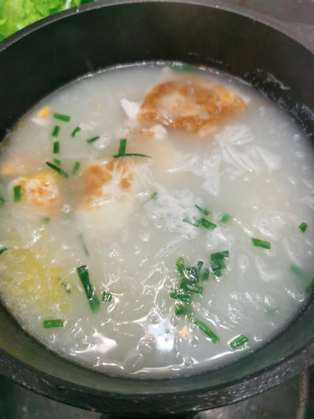 番茄菌菇豆腐汤