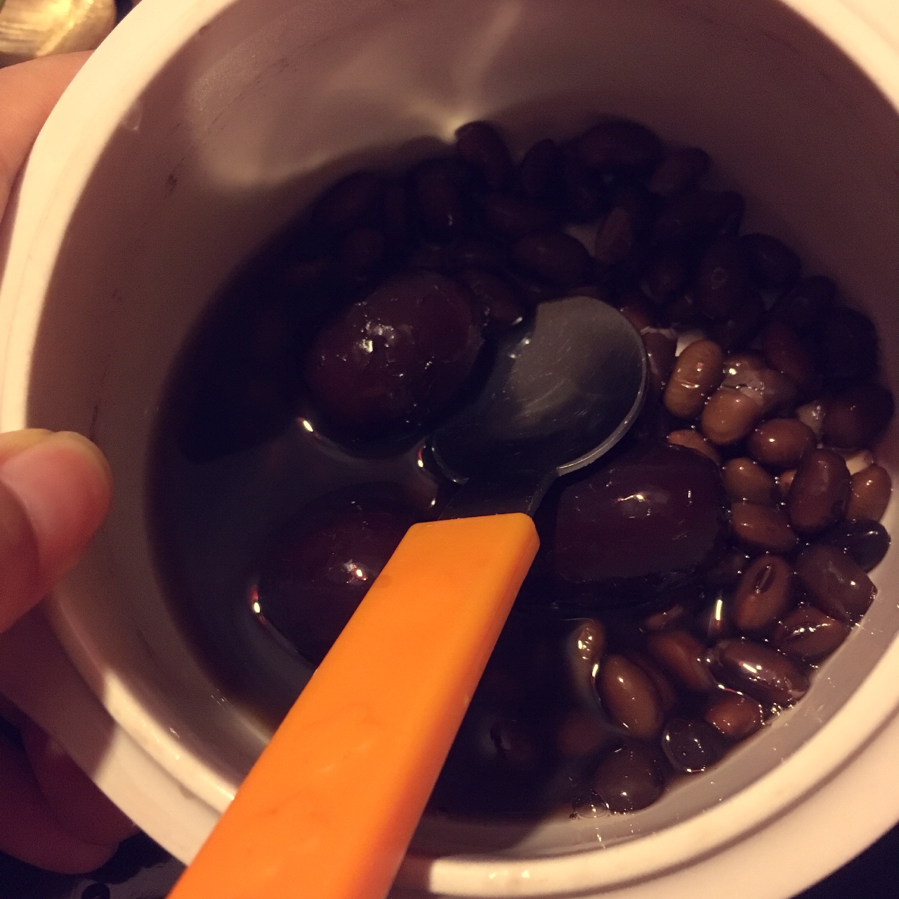 黑豆红枣汤
