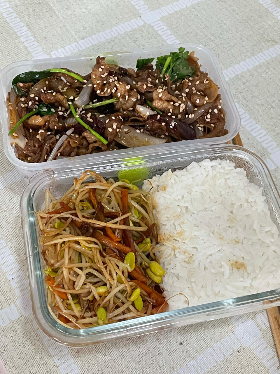 快给你心爱的人们做/送饭吧！
