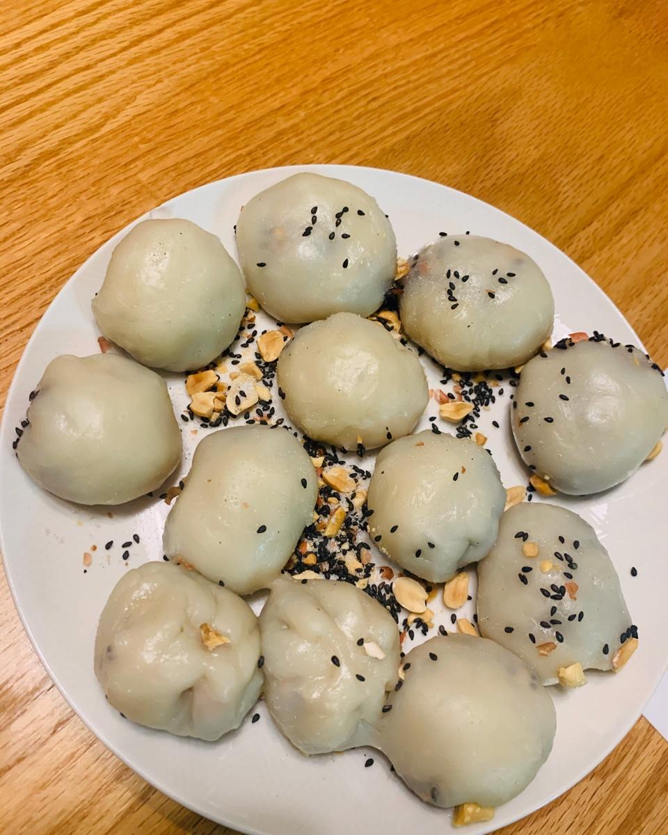 自制糯米糍（花生黑芝麻和豆沙夹心）