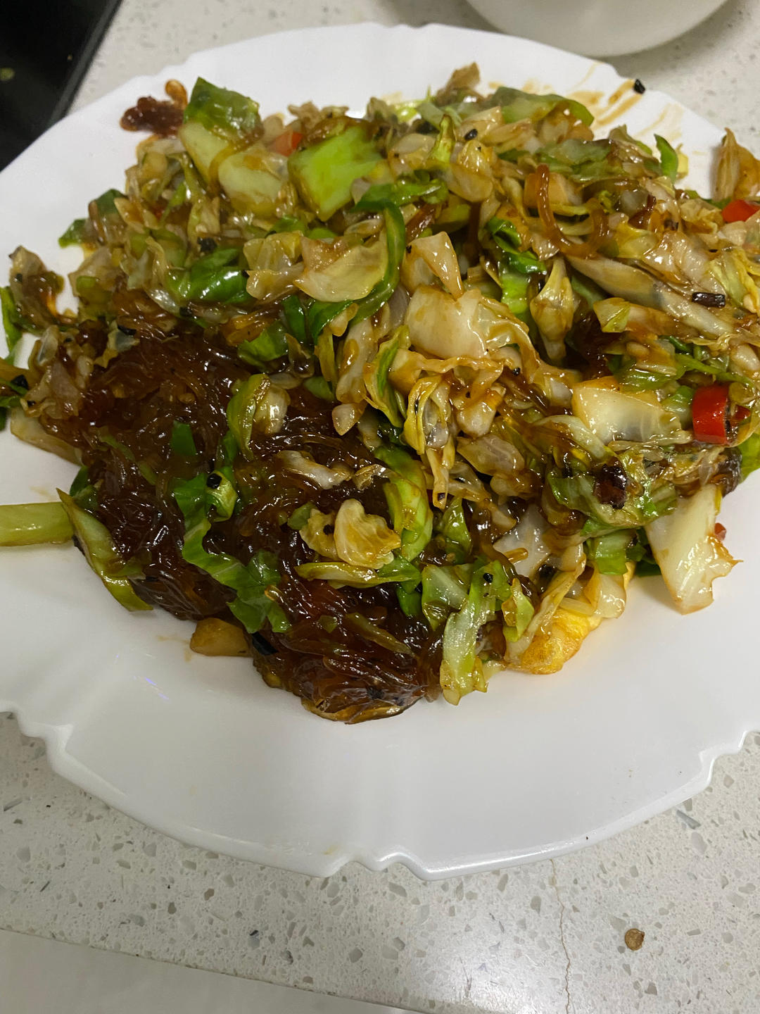 最近爱吃粉丝粉条～包菜炒粉丝