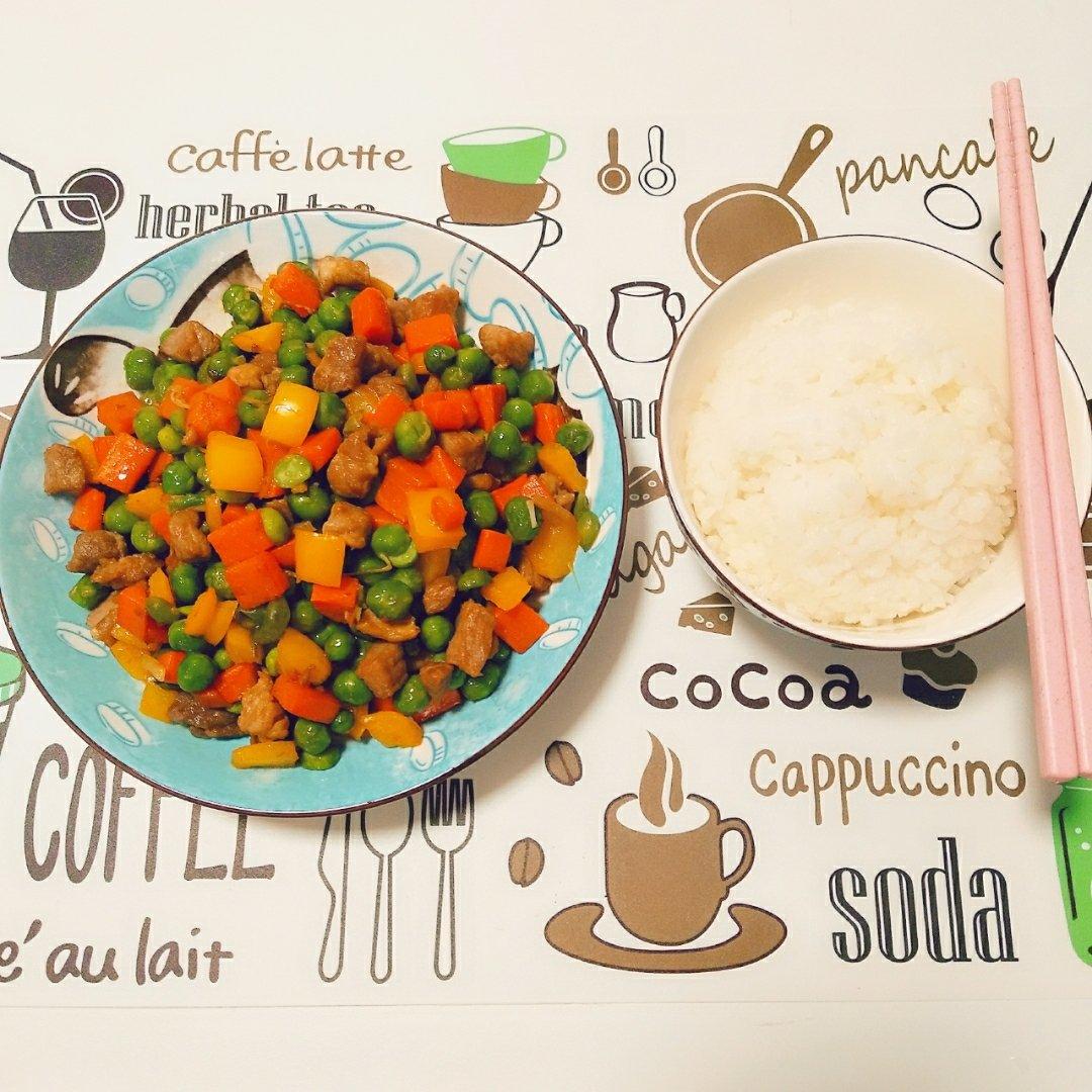豌豆炒肉丁