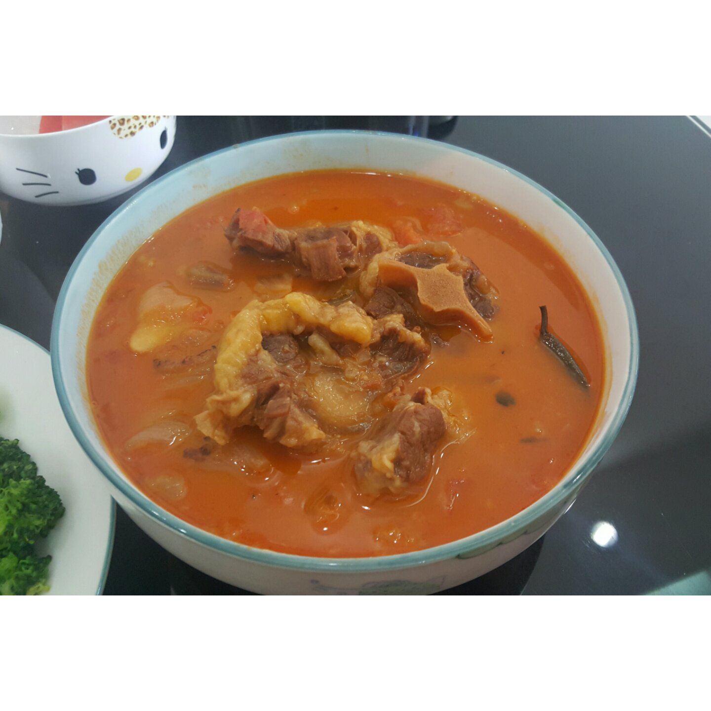番茄牛尾汤