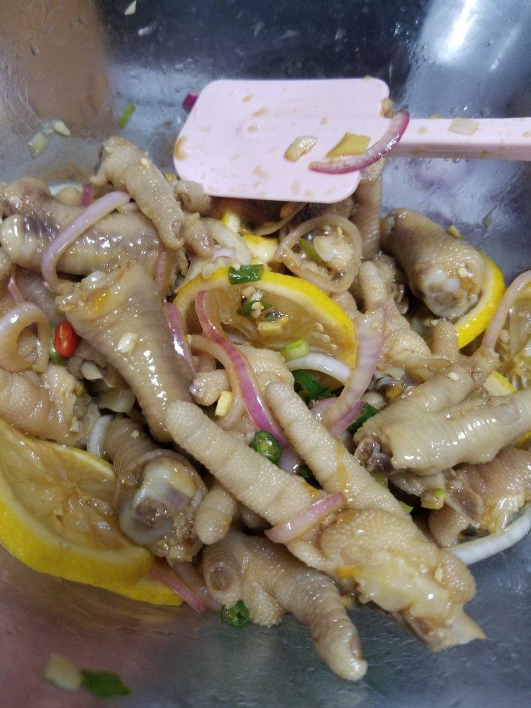 【柠檬酸辣鸡爪】自制超级无敌美味的网红鸡爪