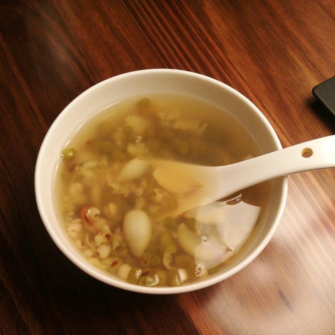 清凉苏式绿豆汤的做法