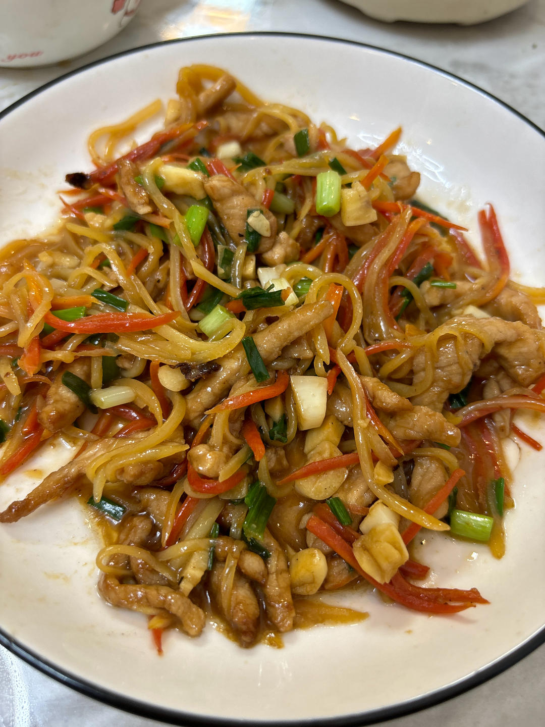 胡萝卜土豆炒肉
