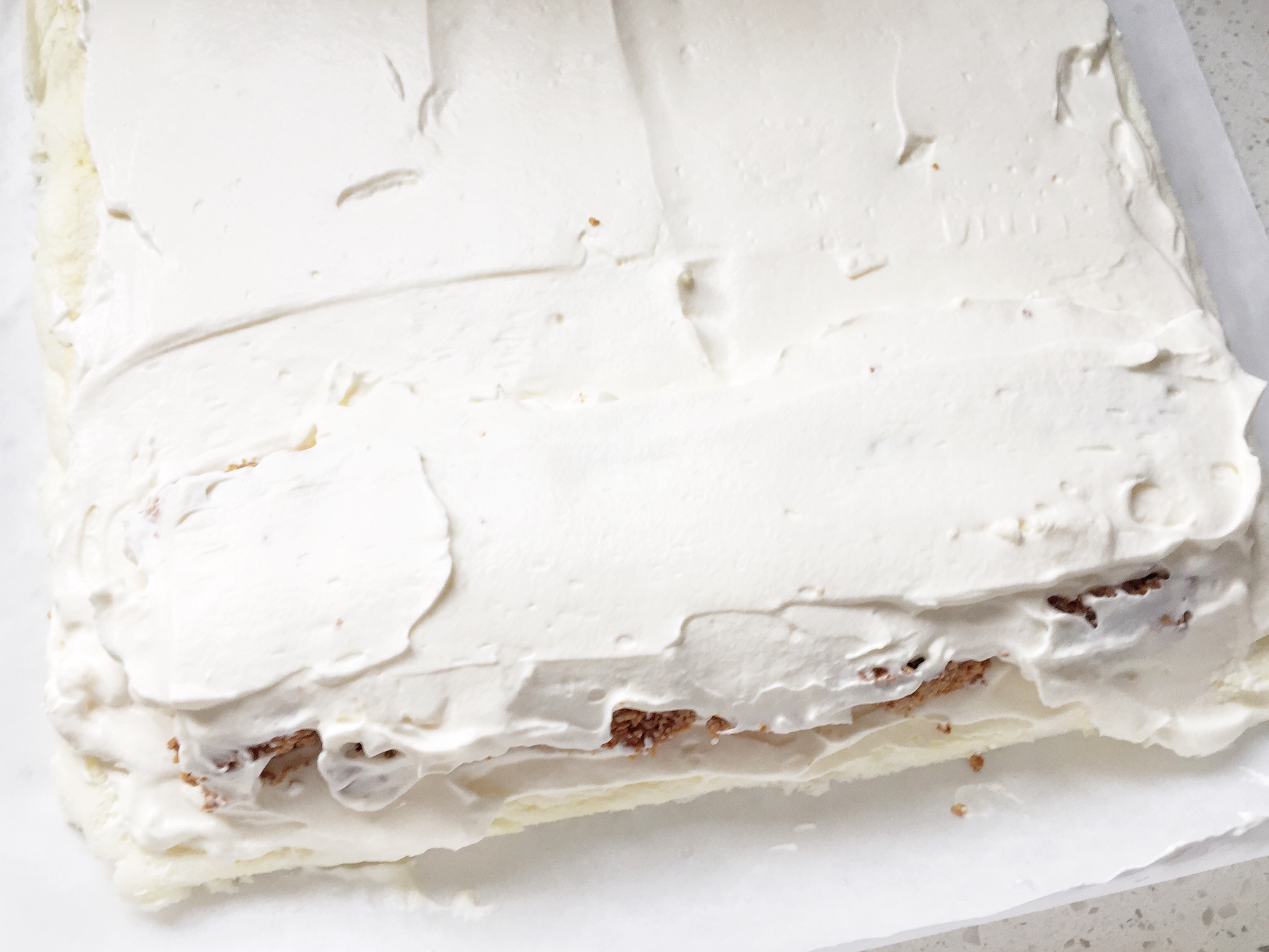 💘网红💘大白兔奶冻蛋糕卷（爆好吃的奶酱、奶酥和奶冻有详解）的做法 步骤23