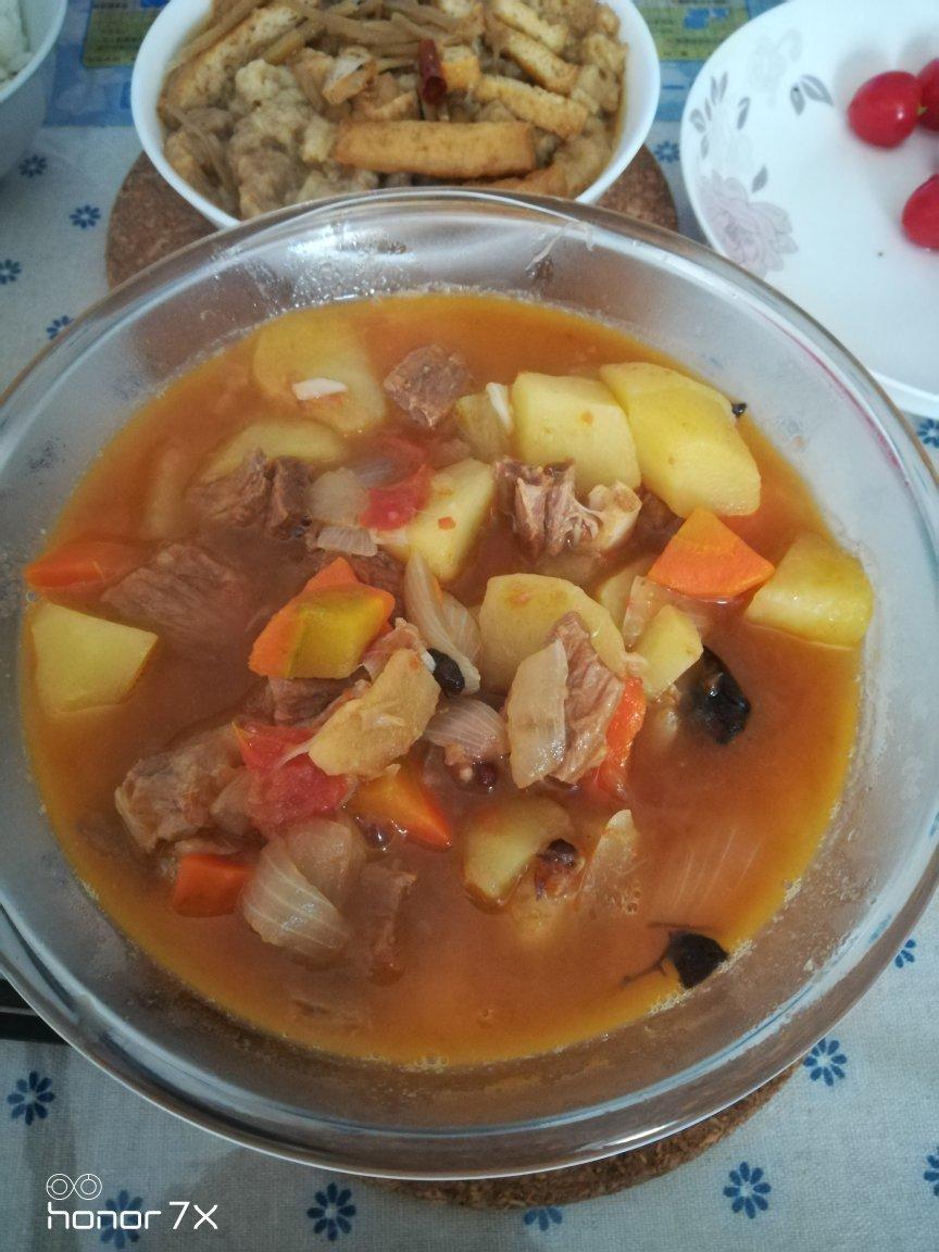 迷迭香美食| 土豆炖牛肉