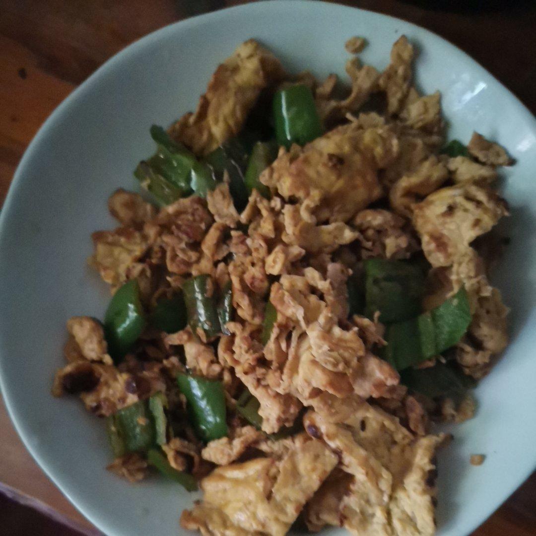 青椒炒鸡蛋(原图，从不修图)