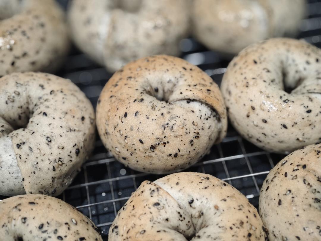 原味贝果🥯/黑芝麻贝果🥯