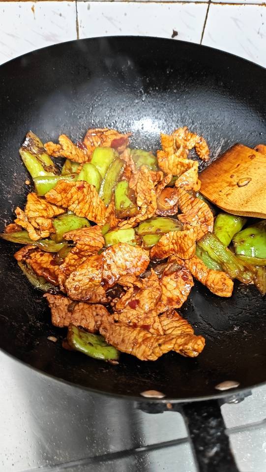 正宗辣椒炒肉